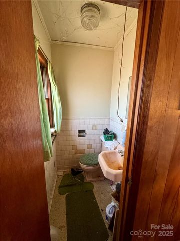4073 Lee Cline Road, Conover, NC 28613