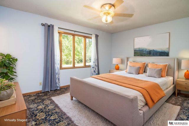 21901 Teselle Court, Hickman, NE 68372