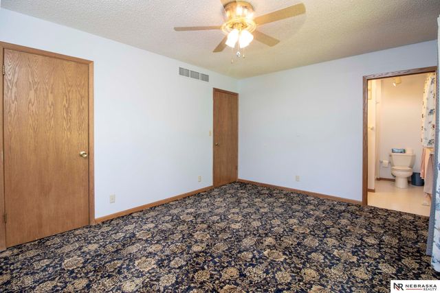 21901 Teselle Court, Hickman, NE 68372