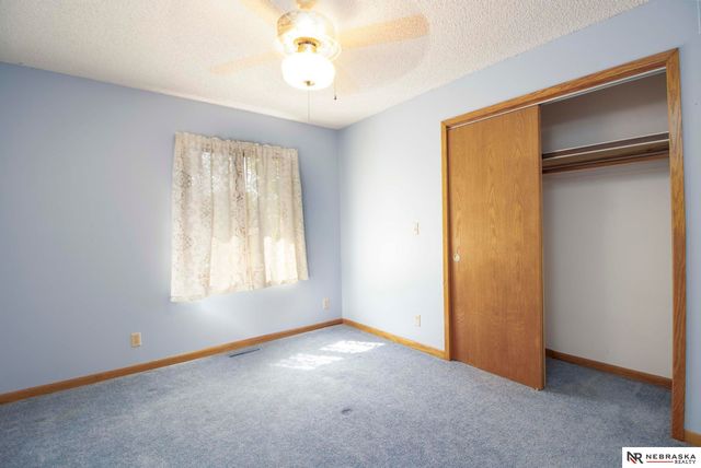 21901 Teselle Court, Hickman, NE 68372