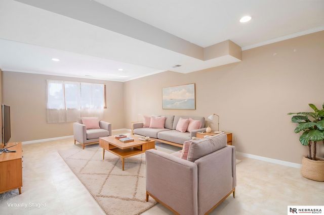 21901 Teselle Court, Hickman, NE 68372