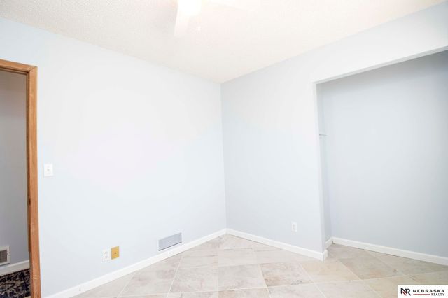 21901 Teselle Court, Hickman, NE 68372