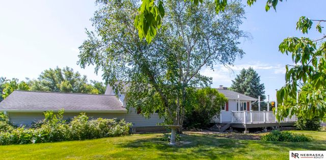 21901 Teselle Court, Hickman, NE 68372
