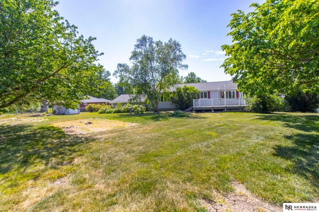 21901 Teselle Court, Hickman, NE 68372