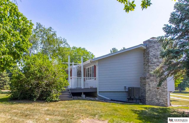 21901 Teselle Court, Hickman, NE 68372