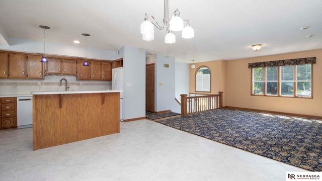21901 Teselle Court, Hickman, NE 68372