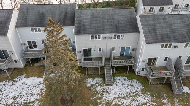 36 Profile Circle, Nashua, NH 03063