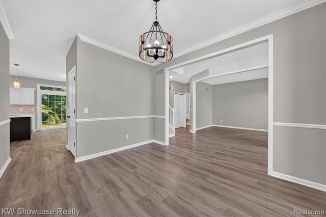 47144 Woodlong Drive, Canton, MI 48187