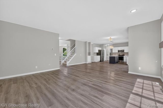 47144 Woodlong Drive, Canton, MI 48187