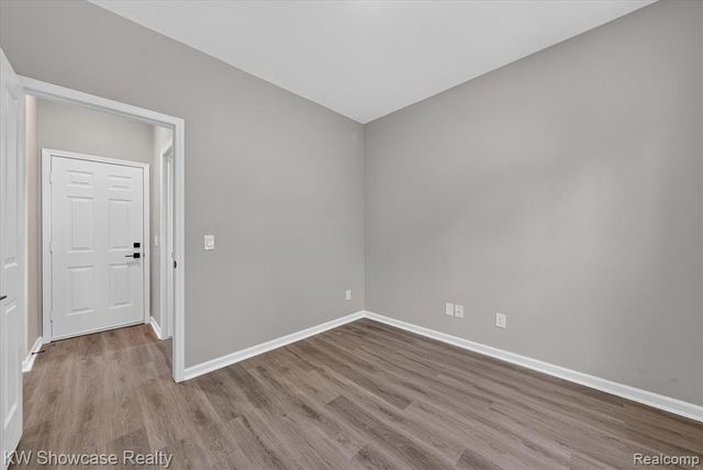 47144 Woodlong Drive, Canton, MI 48187