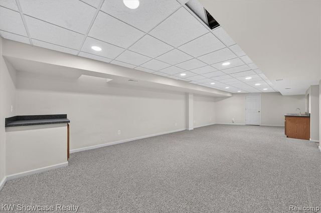 47144 Woodlong Drive, Canton, MI 48187
