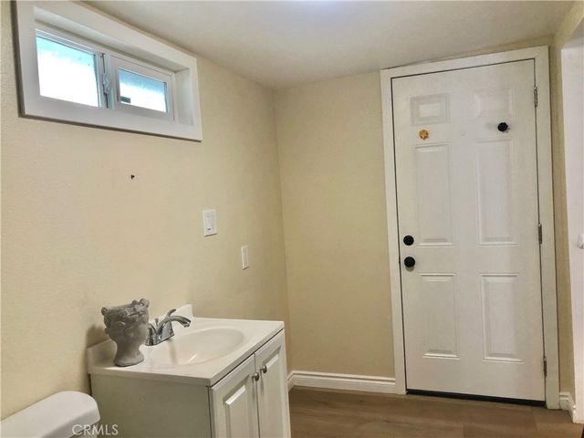 1982 Corson Street, Pasadena, CA 91107