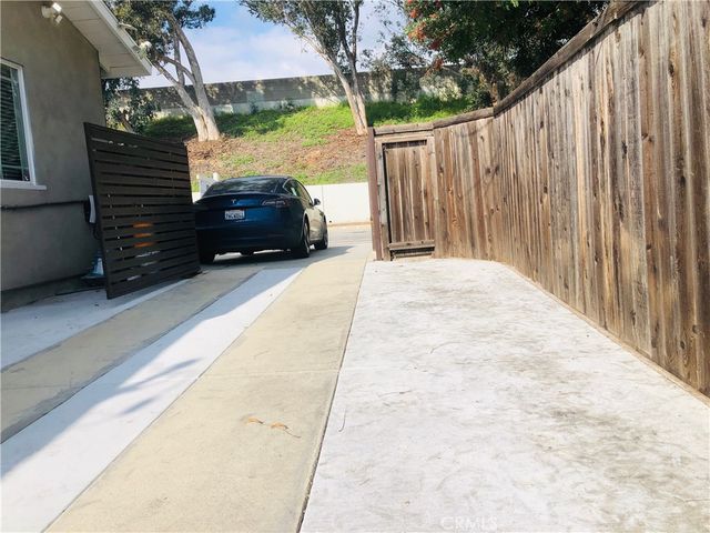 1982 Corson Street, Pasadena, CA 91107