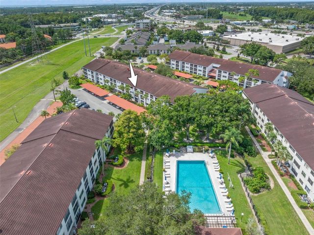 2593 COUNTRYSIDE BOULEVARD 7304, Clearwater, FL 33761