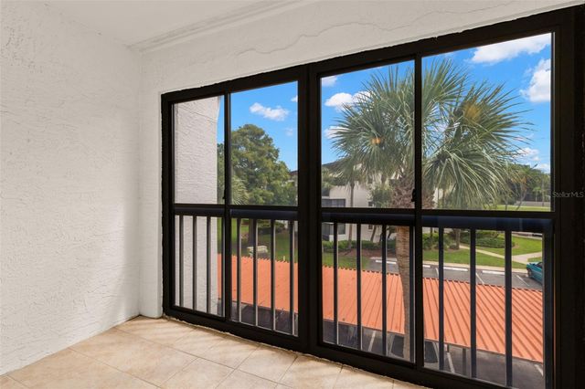 2593 COUNTRYSIDE BOULEVARD 7304, Clearwater, FL 33761