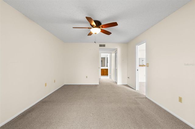 2593 COUNTRYSIDE BOULEVARD 7304, Clearwater, FL 33761