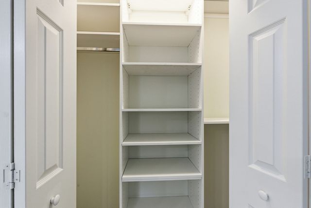 131 Coolidge Avenue 122, Watertown, MA 02472