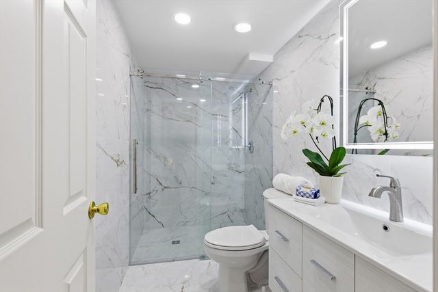 131 Coolidge Avenue 122, Watertown, MA 02472