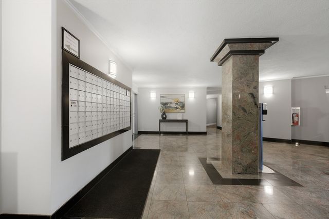 131 Coolidge Avenue 122, Watertown, MA 02472