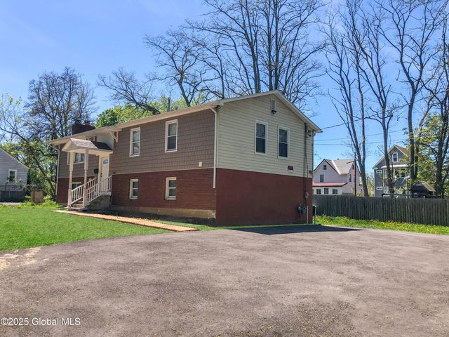 2441 Avenue A, Schenectady, NY 12308