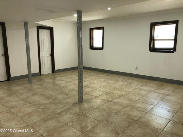 2441 Avenue A, Schenectady, NY 12308