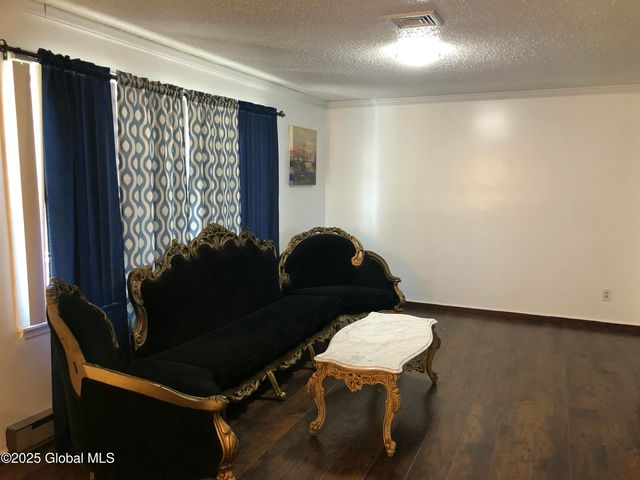 2441 Avenue A, Schenectady, NY 12308