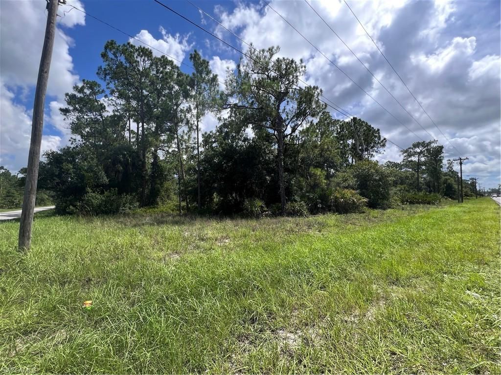 4301 E 10th ST, LEHIGH ACRES, FL 33972 — exterior