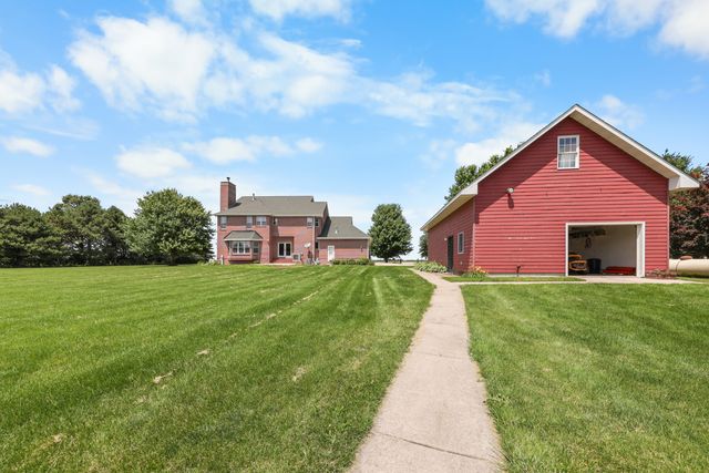 5535 Airport Road, Morris, IL 60450