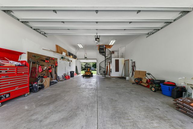 5535 Airport Road, Morris, IL 60450