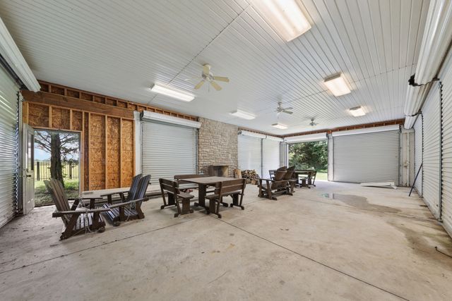 5535 Airport Road, Morris, IL 60450
