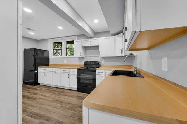 267 W 100 S, Valparaiso, IN 46385