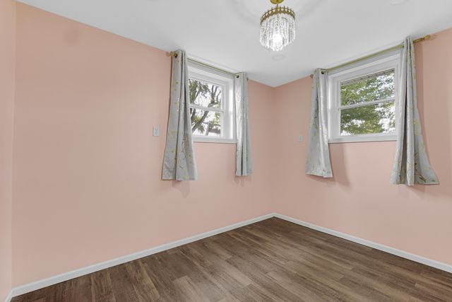 267 W 100 S, Valparaiso, IN 46385