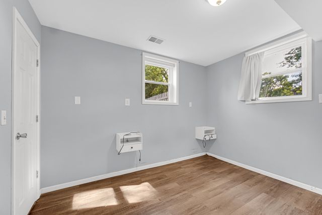 267 W 100 S, Valparaiso, IN 46385