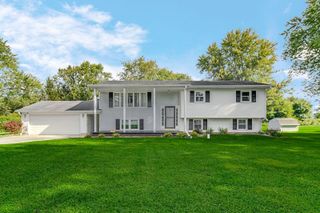 267 W 100 S, Valparaiso, IN 46385