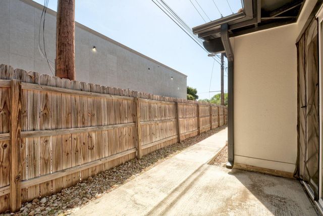 4802 W Wind TRL 103, Austin, TX 78745