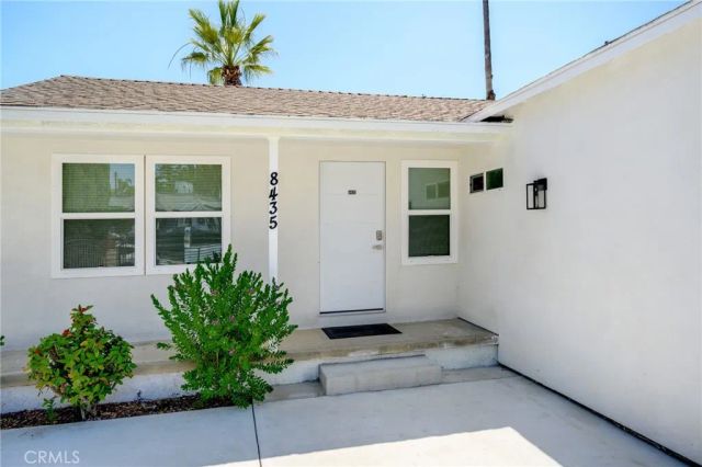 8435 Rincon Avenue, Sun Valley, CA 91352