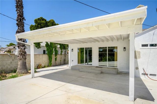 8435 Rincon Avenue, Sun Valley, CA 91352