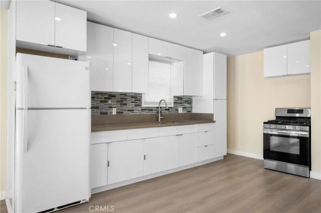 8435 Rincon Avenue, Sun Valley, CA 91352