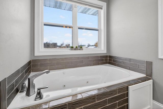 2226 LADDIE TRAIL, De Pere, WI 54115