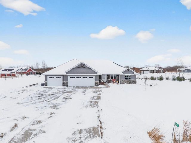 2226 LADDIE TRAIL, De Pere, WI 54115