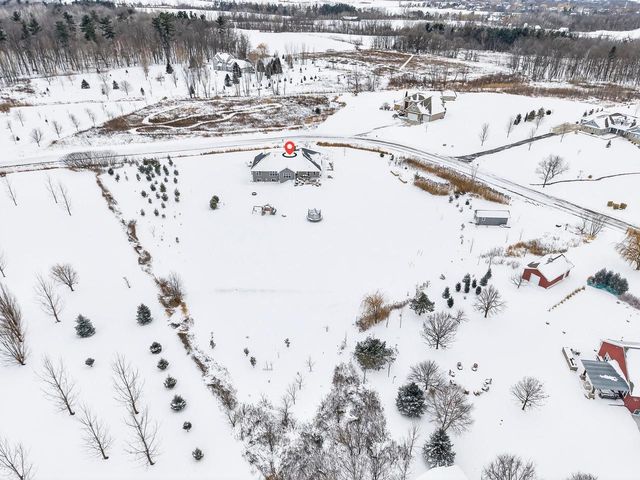 2226 LADDIE TRAIL, De Pere, WI 54115