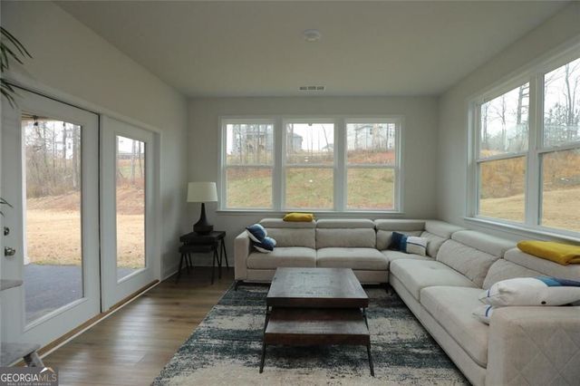 451 Carmichael Circle, Canton, GA 30115