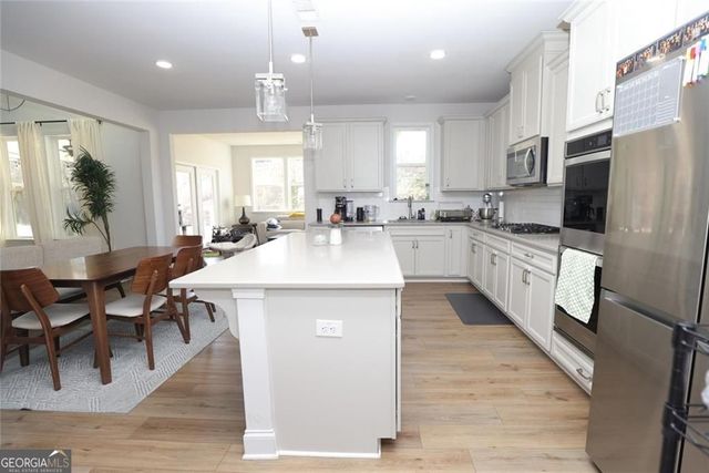 451 Carmichael Circle, Canton, GA 30115