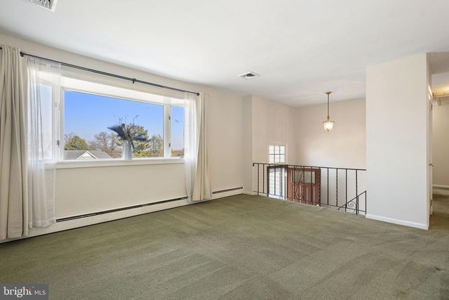 220 COLDSTREAM RD, Phoenixville, PA 19460