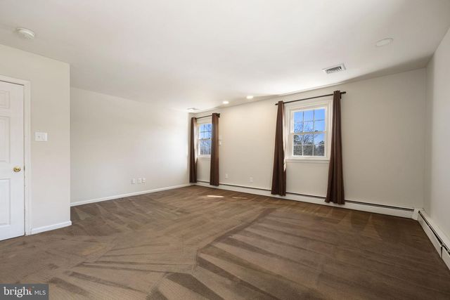 220 COLDSTREAM RD, Phoenixville, PA 19460