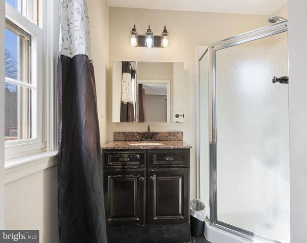 220 COLDSTREAM RD, Phoenixville, PA 19460