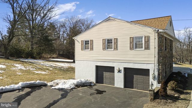 220 COLDSTREAM RD, Phoenixville, PA 19460