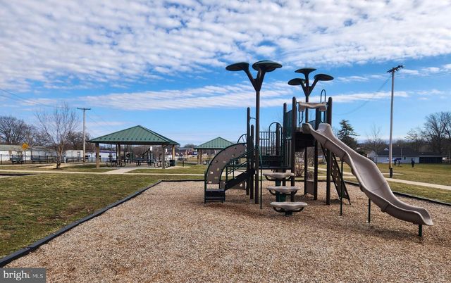 220 COLDSTREAM RD, Phoenixville, PA 19460