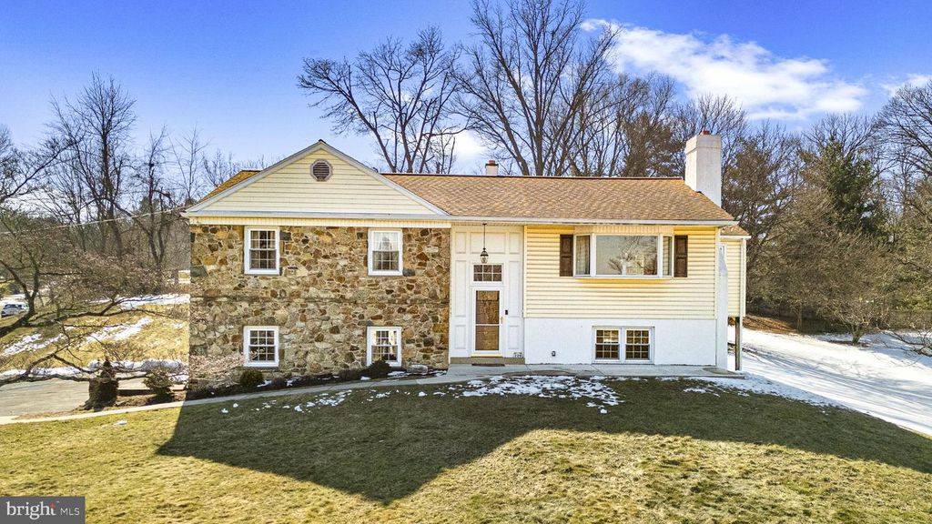 220 COLDSTREAM RD, Phoenixville, PA 19460