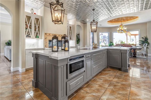 113 Eagle Avenue, Mcallen, TX 78504